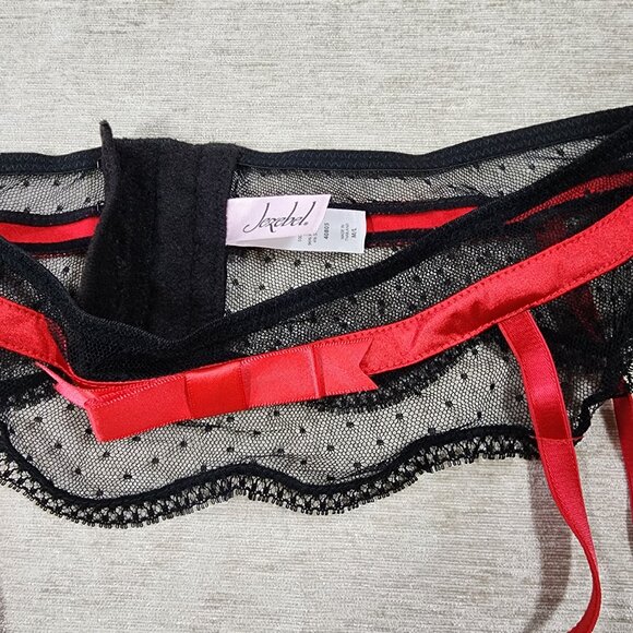 Jezebel Black Lace Red Satin Garter Belt Size M/L - Picture 2 of 5